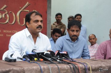 Srimanthudu Movie Press Meet